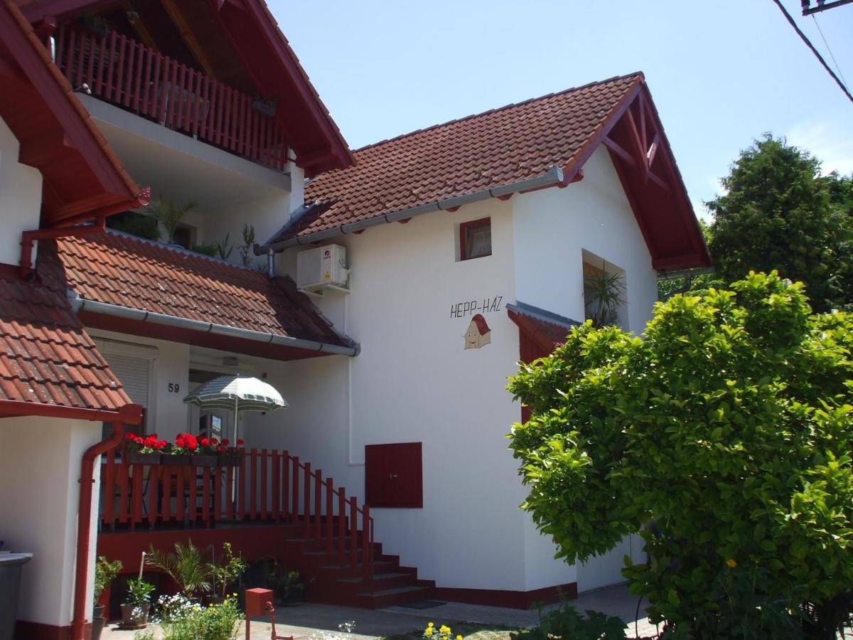Appartement Hepphaz à Harkány Extérieur photo
