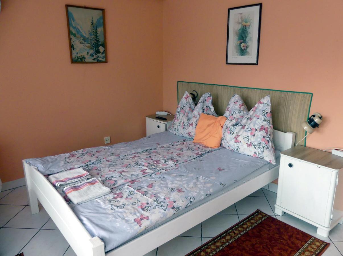 Appartement Hepphaz à Harkány Extérieur photo