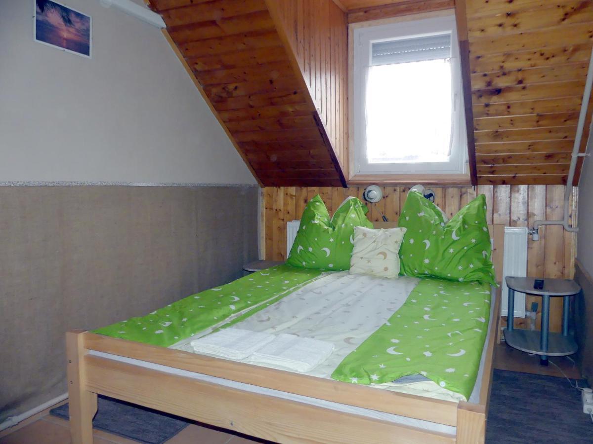 Appartement Hepphaz à Harkány Extérieur photo