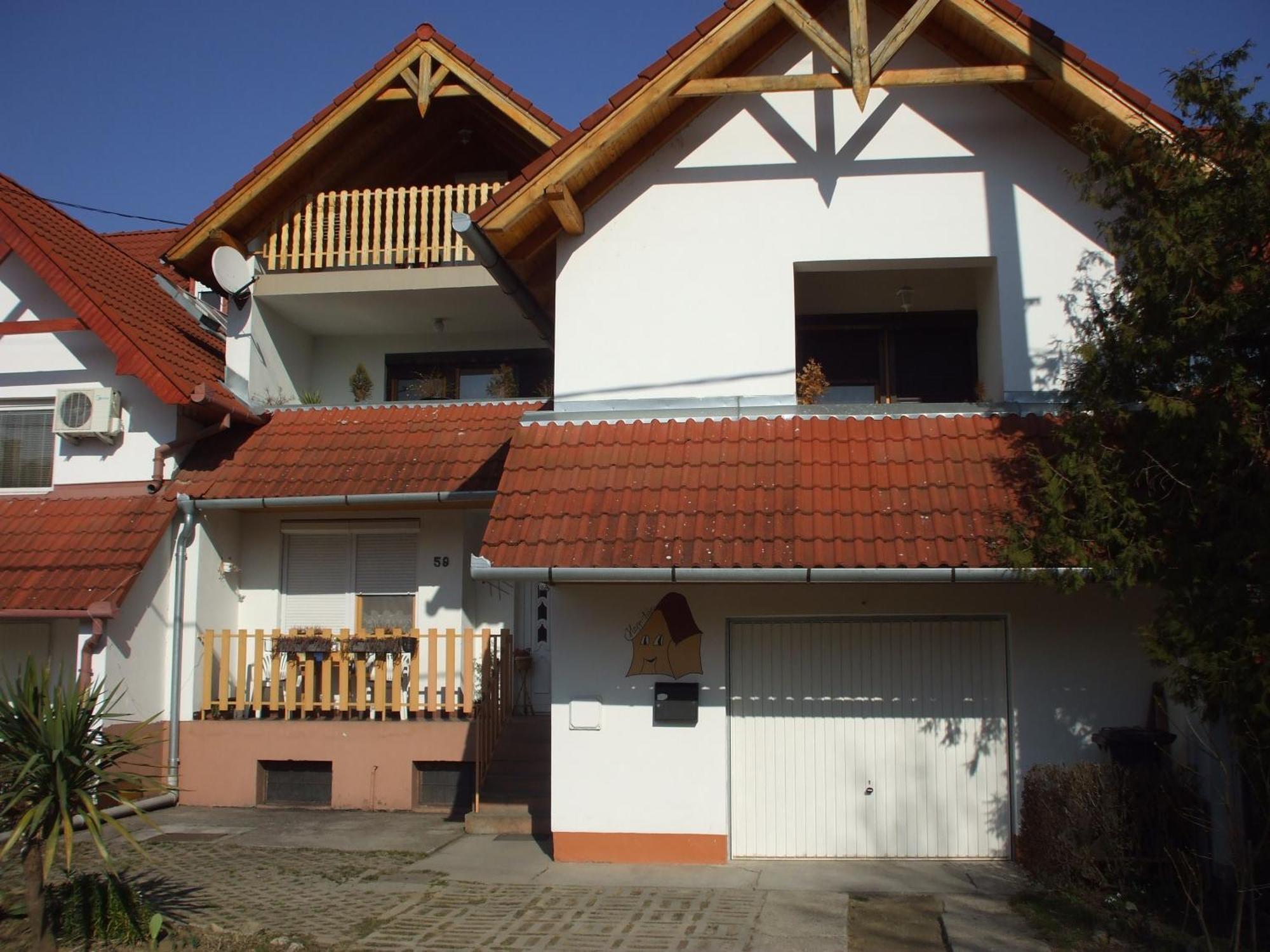 Appartement Hepphaz à Harkány Extérieur photo