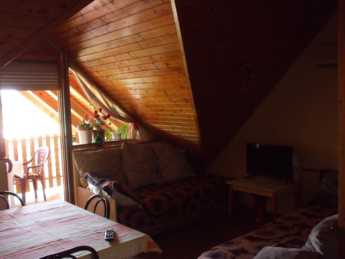 Appartement Hepphaz à Harkány Extérieur photo