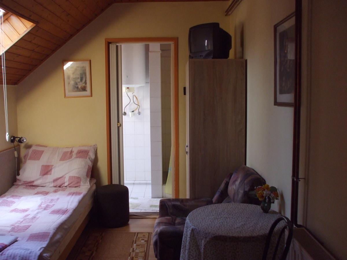 Appartement Hepphaz à Harkány Extérieur photo